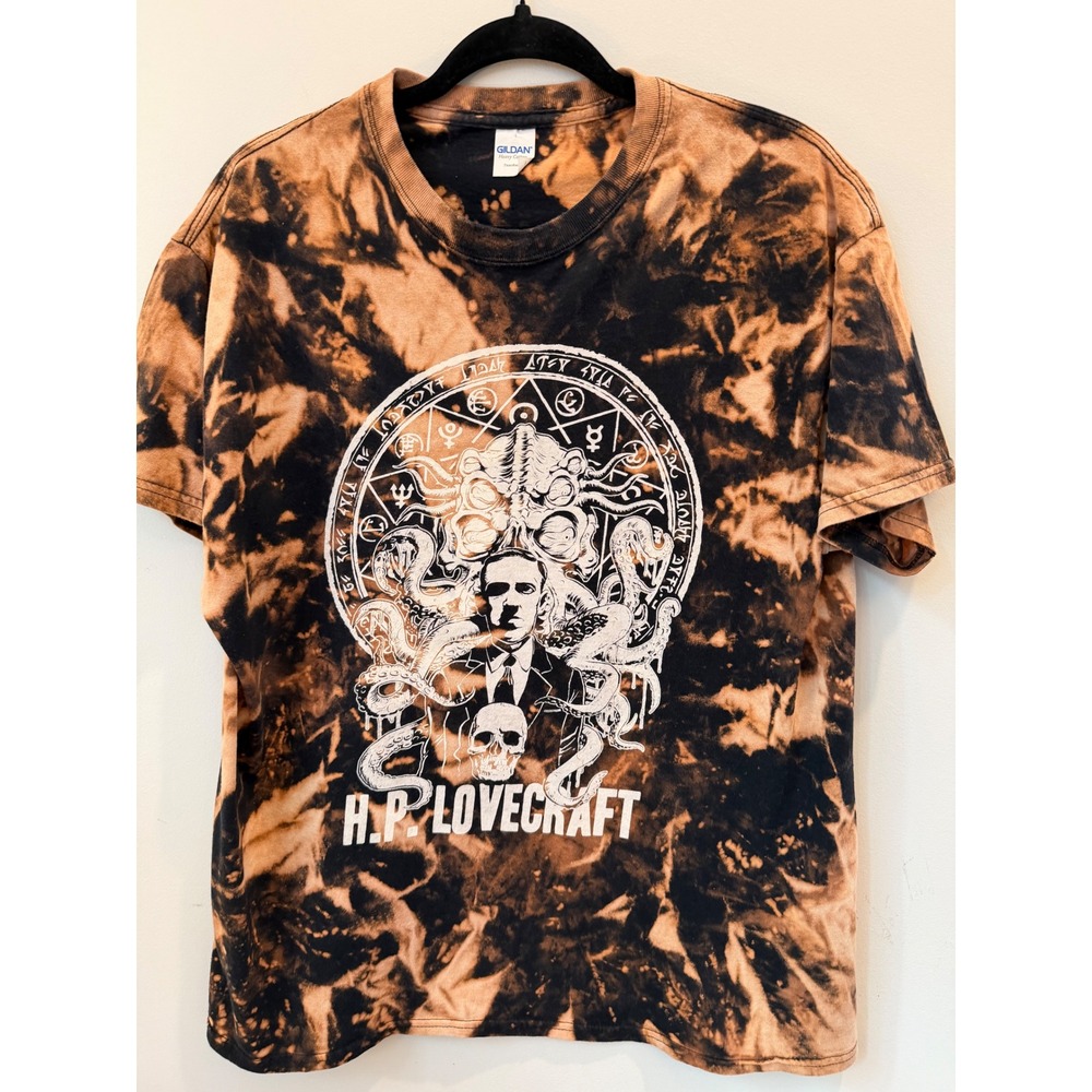 H.P. Lovecraft Cthulhu Horror Graphic Bleach Dyed T-Shirt Black Tan L Fit